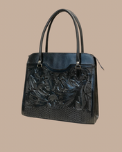 Load image into Gallery viewer, Amparo