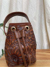 Load image into Gallery viewer, Meche (Mini bucket bag) | brown