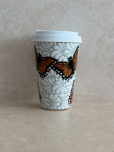 Load image into Gallery viewer, Monarca Travel Mug | white
