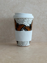 Load image into Gallery viewer, Monarca Travel Mug | white
