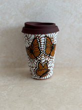 Load image into Gallery viewer, Monarca Travel Mug | white on brown

