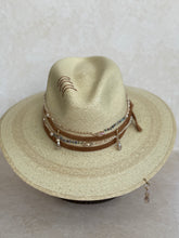 Load image into Gallery viewer, Palm hat
