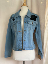 Load image into Gallery viewer, Golondrinas Denim Jacket
