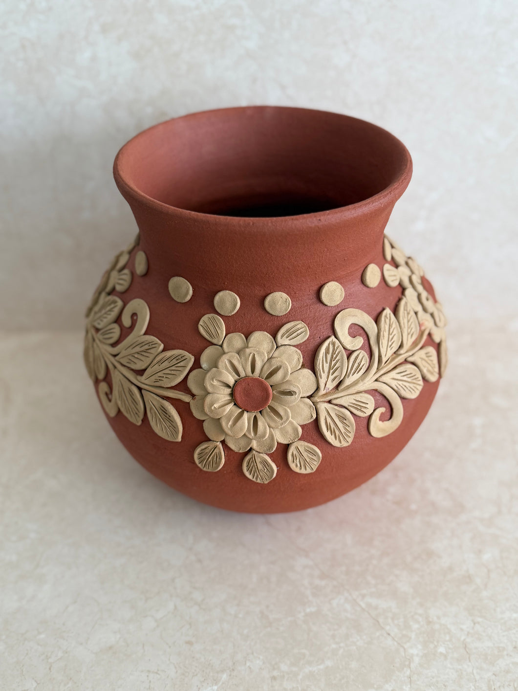 Barro vase 03
