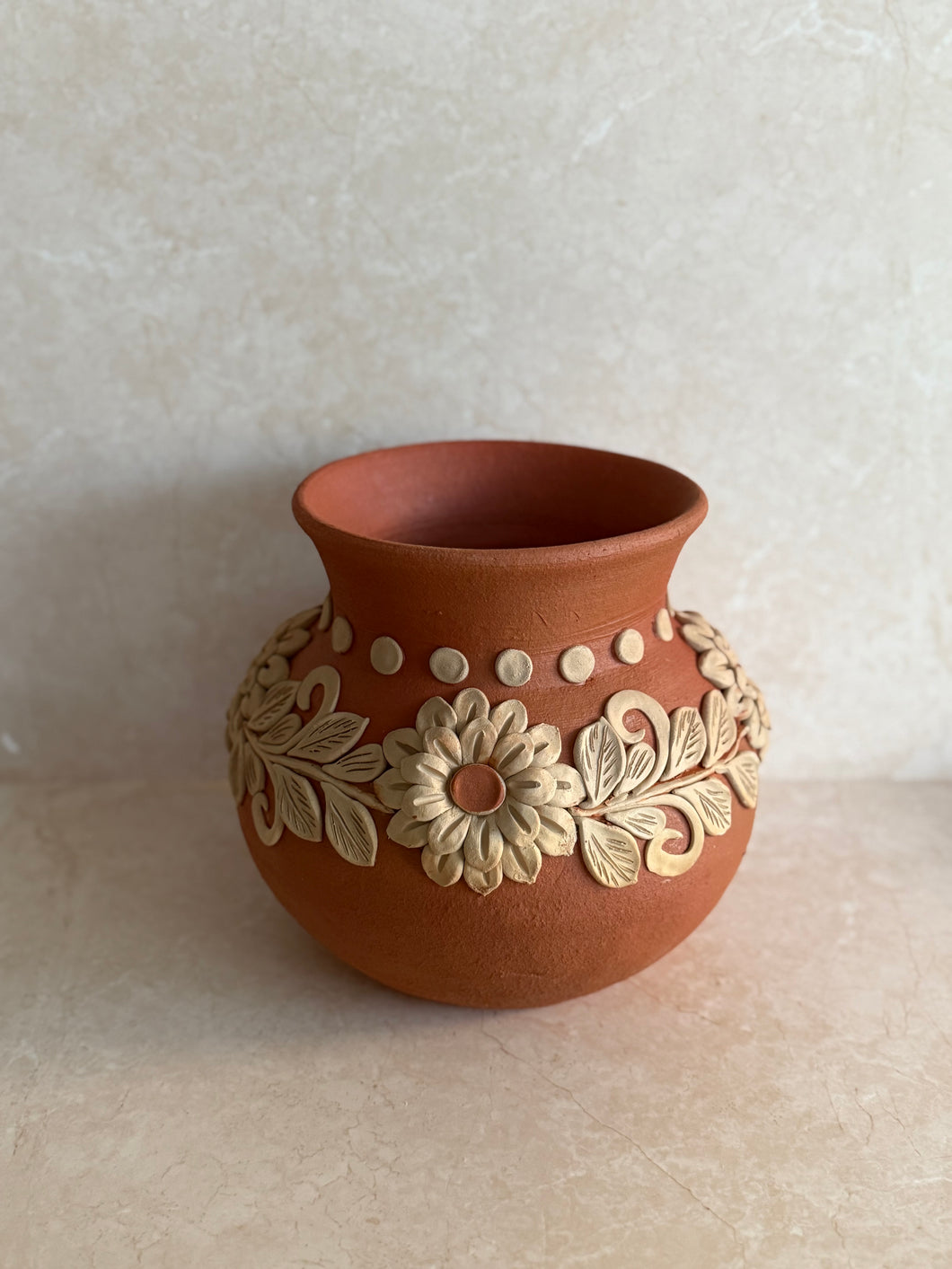 Barro vase 09