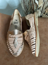 Load image into Gallery viewer, JOVITA Huaraches -Rosegold
